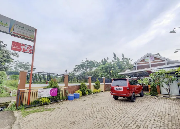 OYO 90758 D Kost In Kandri Semarang